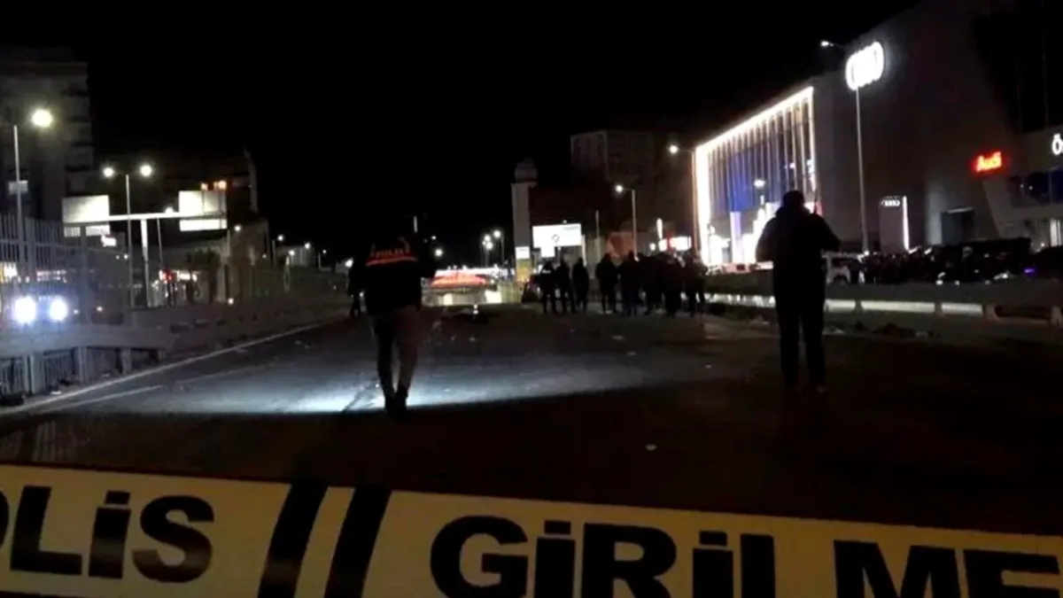 Makas atan sürücünün çarptığı kurye hayatını kaybetti Makas atan sürücünün çarptığı kurye hayatını kaybetti