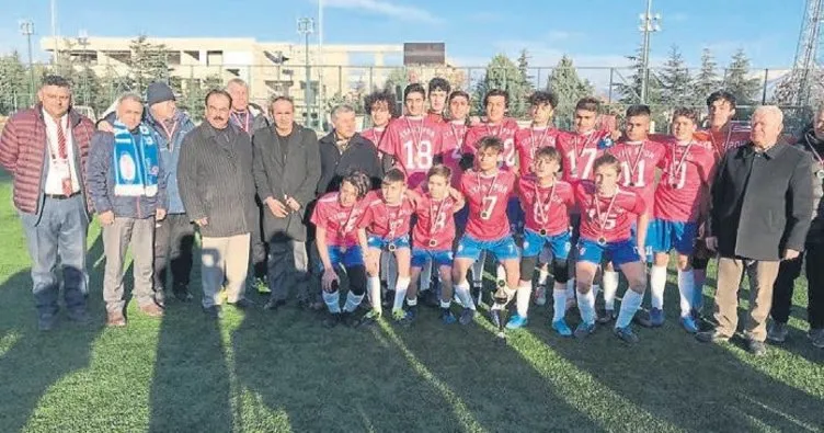 IYAŞ Gençlikspor U16 şampiyonu