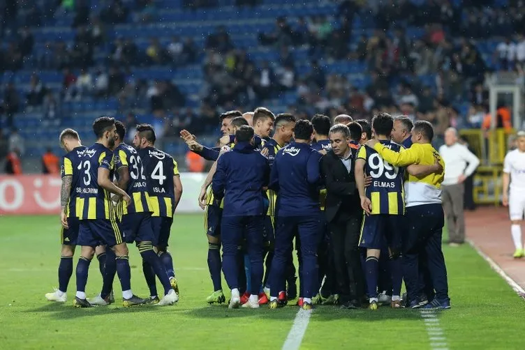 Ersun Yanal üstlerini çizdi! Fenerbahçe’de 10 isim yolcu