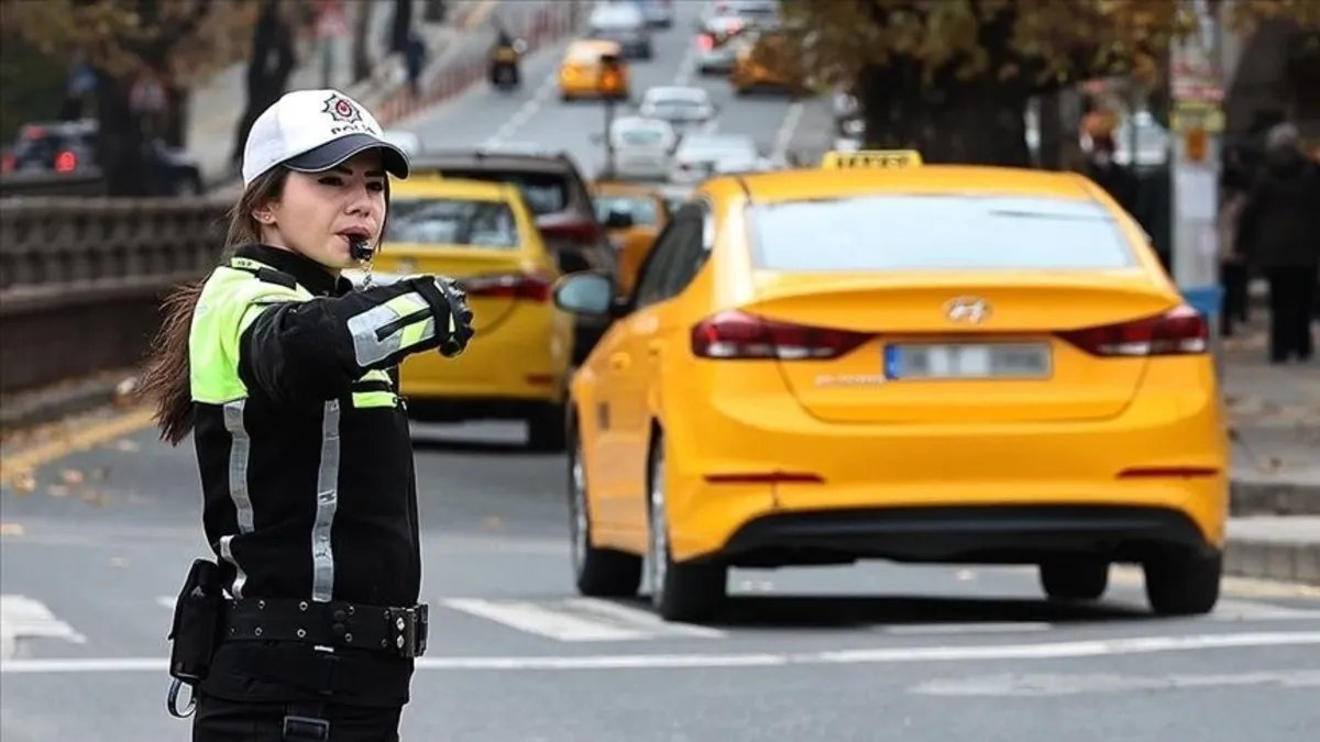 Ankara’da yarın bazı yollar trafiğe kapatılacak Ankara’da yarın bazı yollar trafiğe kapatılacak