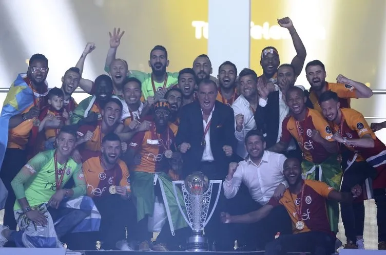 Galatasaray transferde gaza bastı! Badou Ndiaye’nin yerine 21’lik orta saha