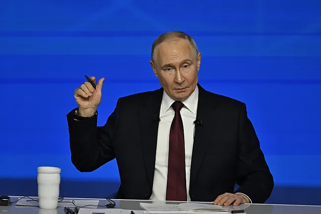 putin-rusya-ukrayna-savasinda-batiyi-sucladi-bize-karsi-saygili-olursaniz-yeni-ozel-askeri-operasyonlar-olmaz-1766175409037.jpeg Putin, Rusya-Ukrayna savaşında batıyı suçladı: