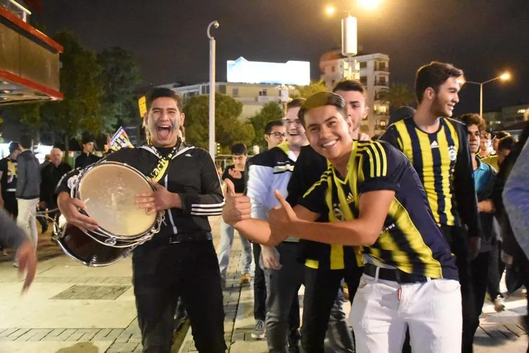 Şampiyon Fenerbahçe İşte tarihi geceden en özel kareler...