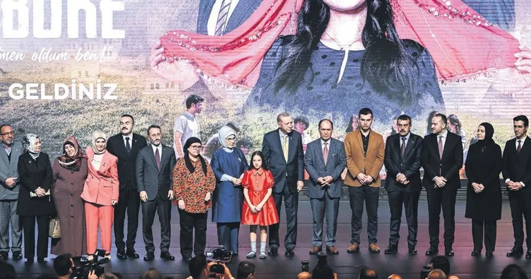 Gala gecesinde duygu seli