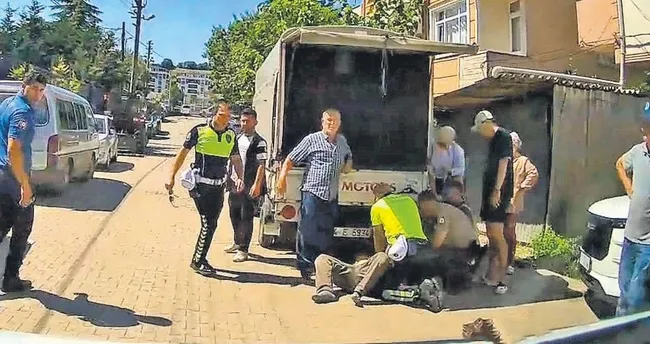 Polisten hayat kurtaran dokunuş