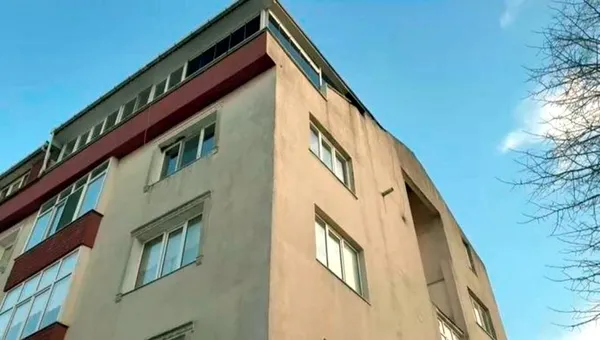 baca-temizlerken-5-katli-binadan-dusup-oldu-1735889494528.jpg