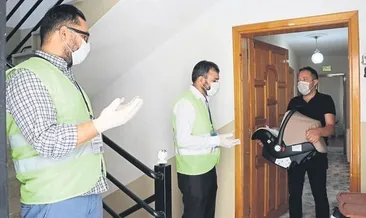 Vefa ekibi, bebeğin kulağına ismini okudu