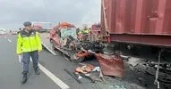 Otomobil TIR’a arkadan çarptı: 1 ölü