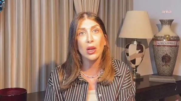 hakkinda-gozalti-karari-verilmisti-tamar-tanriyarin-yurt-disina-kactigi-ortaya-cikti-1782664375837.jpg Hakkında gözaltı kararı verilmişti! Tamar Tanrıyar'ın yurt dışına çıkış yaptığı ortaya çıktı