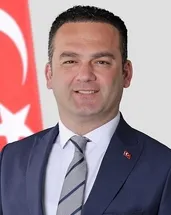 Suça kızını da alet etti