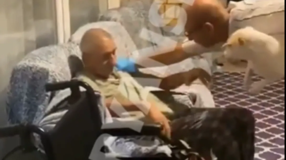 Büyükçekmece’de ‘huzurevi’ dehşeti kamerada: Yaşlı adama böyle eziyet etmişler! Eldiven takarak dövdü Büyükçekmece’de ‘huzurevi’ dehşeti kamerada: Yaşlı adama böyle eziyet etmişler! Eldiven takarak dövdü