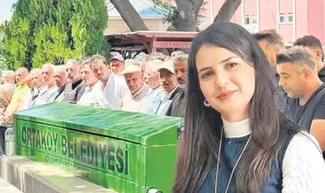 Tuğba öğretmen bebeğine doyamadı