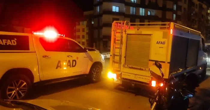 Depremlerin ardında Amasya’dan 12 AFAD personeli sevk edildi