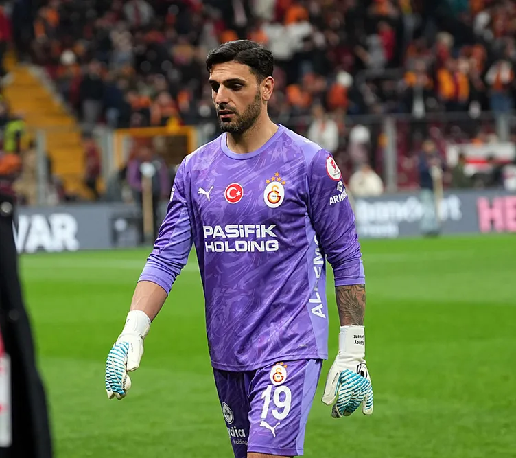 Galatasaray’da Günay Güvenç’e olay tepki! Hüngür hüngür ağladı...