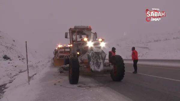 Erzincan’da kar ve tipiden 135 köy yolu ulaşıma kapandı | Video