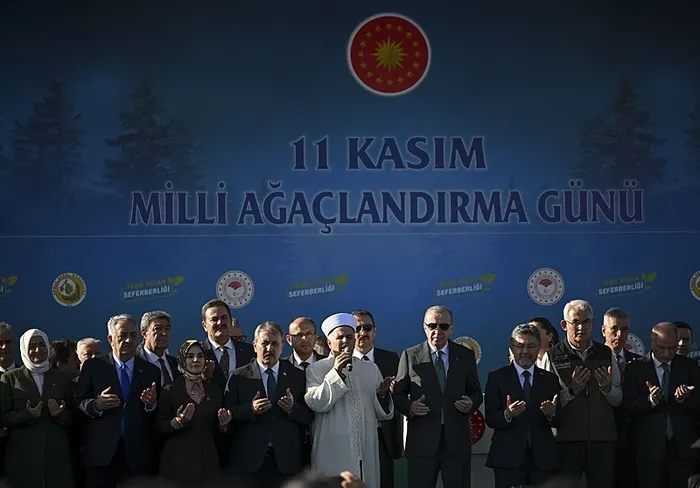 Başkan Erdoğan: Hedefimiz bu yıl 600 milyon fidanı toprakla buluşturmak
