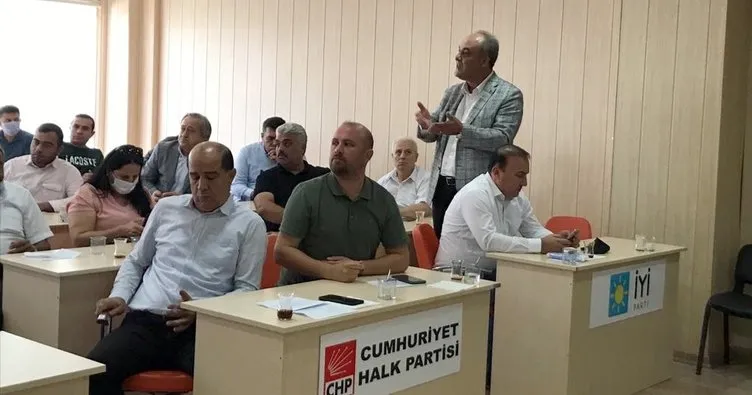 İYİ Partililer CHP’li başkandan şikayetçi: Başkana telefonla dahi ulaşamıyoruz, Ceyhanlılar nasıl ulaşıyor acaba