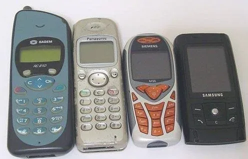 Tüm Zamanların En Kötü Tasarıma Sahip 10 Telefonu