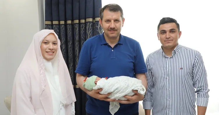 Vali bebeğin ismini koydu