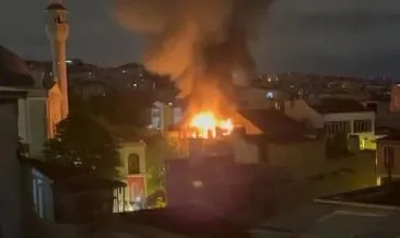Beyoğlu’nda kafeteryada yangın paniği