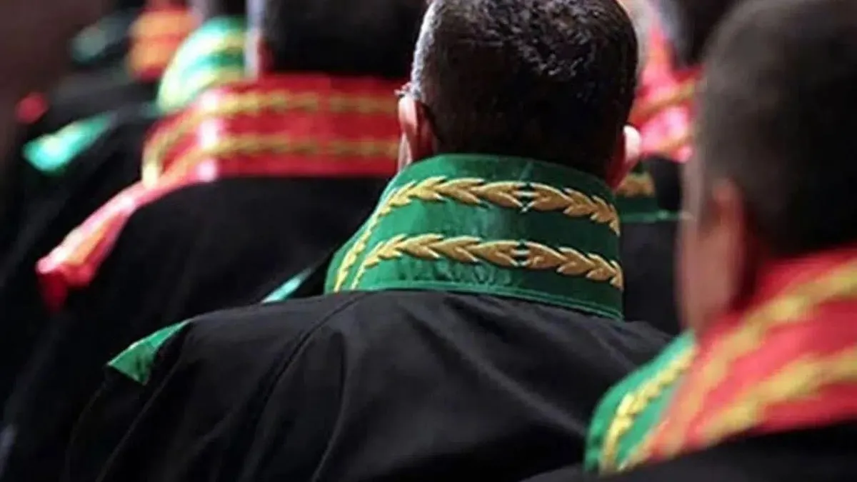 4 bin 967 hakim ve savcının görev yeri değişti