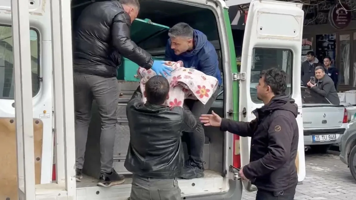 SON DAKİKA… 3 aylık Şirin Ayla bakısının evinde ölü bulundu: Korkunç şüphe! SON DAKİKA… 3 aylık Şirin Ayla bakısının evinde ölü bulundu: Korkunç şüphe!