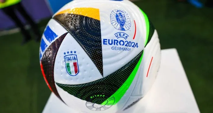 bulent-timurlenkten-euro-2024-oncesi-carpici-sozler-futbolu-dusunmeyi-birakip-baktiginizda-1718351670303.jpg