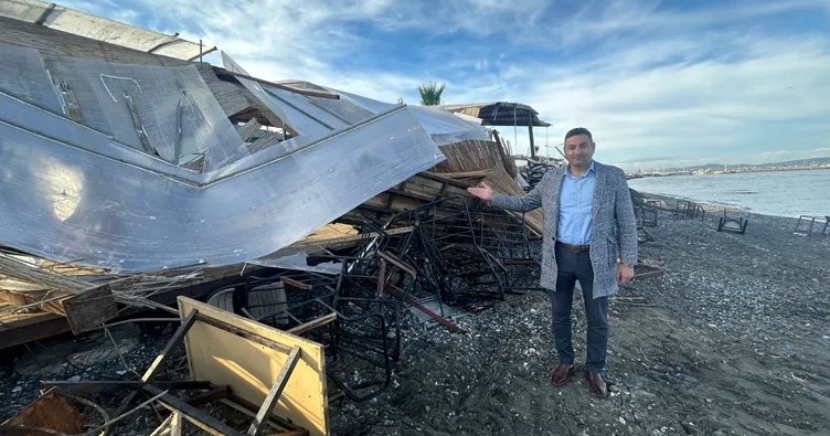 CHP’li belediyeden siyası yıkım