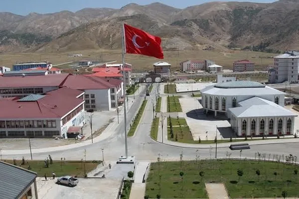 bitlis-eren-universitesine-yeni-fakulte-mujdesi-1744889775939.jpg
