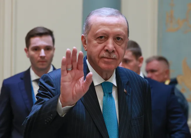 baskan-erdogandan-avrasyada-barisin-anahtari-turk-dunyasi-baslikli-makale-1778761142473.jpg