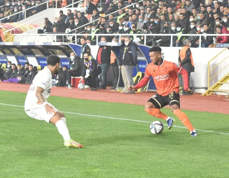 Son dakika: Yeni-Malatyaspor-Galatasaray maçı sonrası flaş sözler! Galatasaray ligde erken havlu attı! Fatih Terim...