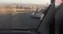 Seyir halindeki otomobilde pes dedirten görüntüler | Video