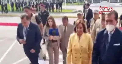 Peru’da Pedro Castillo’nun görevden alınması sonrası ülkenin yeni başkanı Dina Boluarte yemin ederek göreve başladı | Video