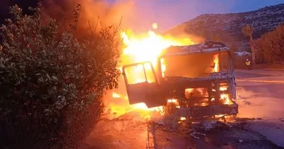 Tarsus Pozantı otoyolunda karton yüklü TIR yandı #mersin