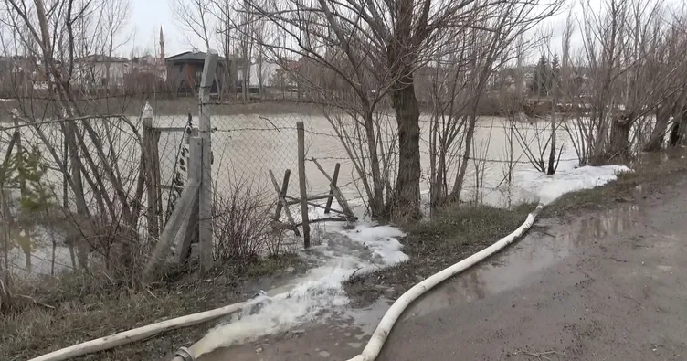 Sivas’ta sel nedeniyle 12 evi su bastı