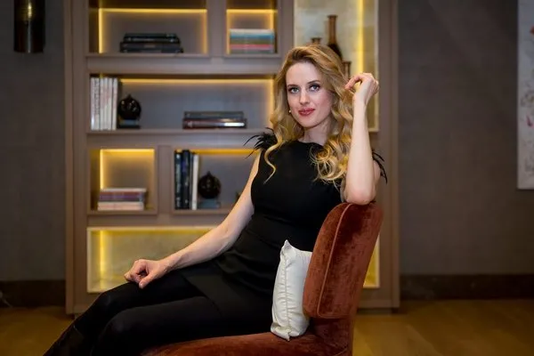 Wilma Elles: Ayrılık soruları canını sıktı