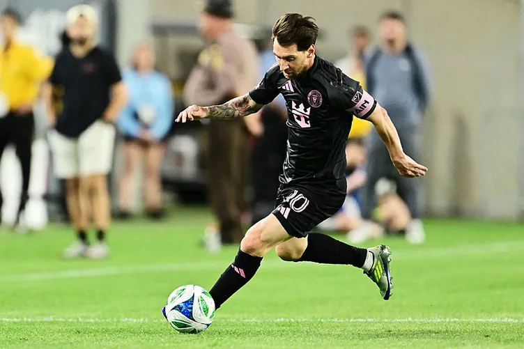 Son dakika haberi: Dünyanın en kısa 10 futbolcusu belli oldu! İşte o listedeki yıldız isimler...