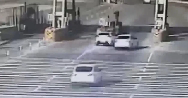 Aydın’daki iki ölümlü otoyol gişesindeki kaza güvenlik kamerasına yansıdı