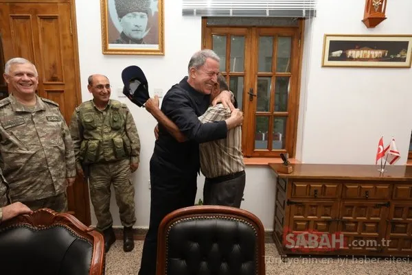 Bakan Akar ve komutanlardan Doğu Akdeniz çıkarması! Helikopterle indiler