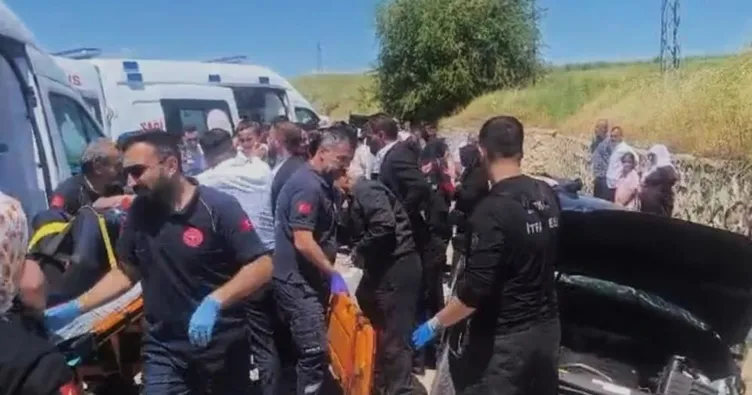 Batman’da feci kaza! Otomobil istinat duvarına çarptı: 5 yaralı