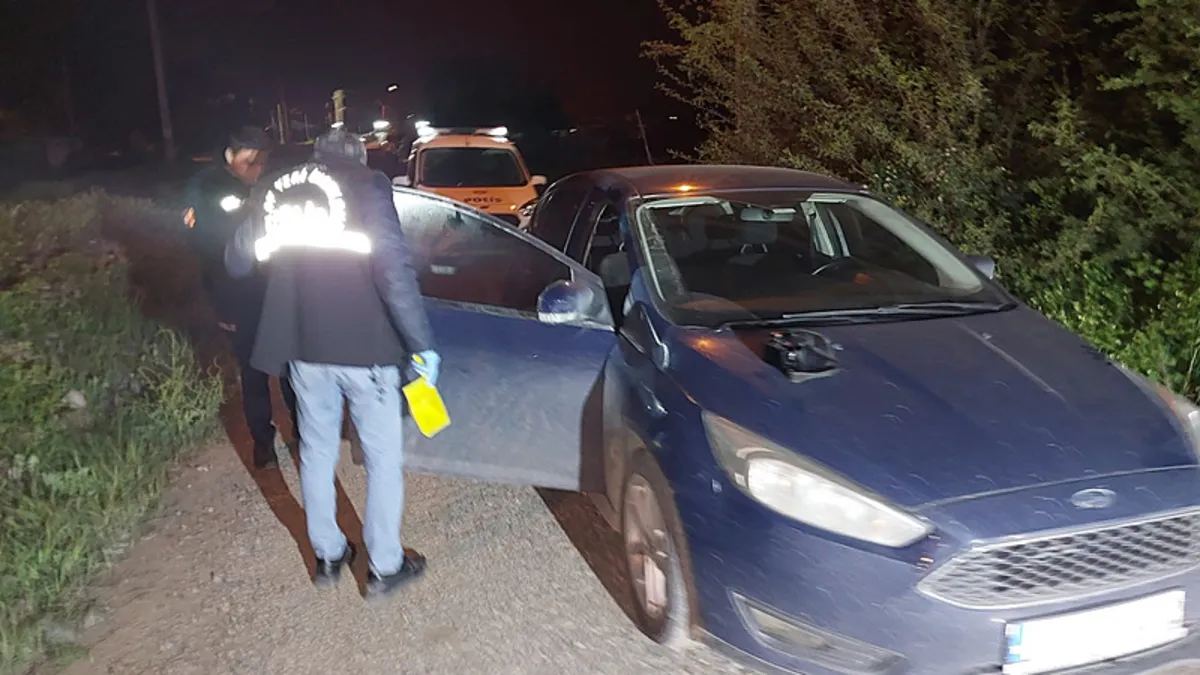 Alacak verecek kavgasında kan döküldü: 2 kardeş mermilerin hedefi oldu Alacak verecek kavgasında kan döküldü: 2 kardeş mermilerin hedefi oldu