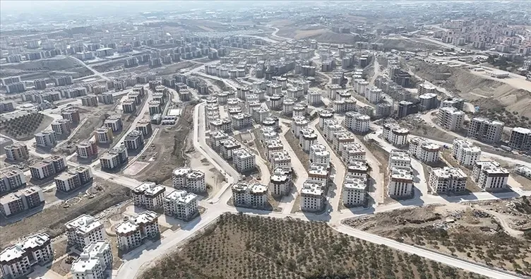 Deprem bölgesinde memnuniyet yüzde 80'e ulaştı: Betimar anket sonuçlarını açıkladı!