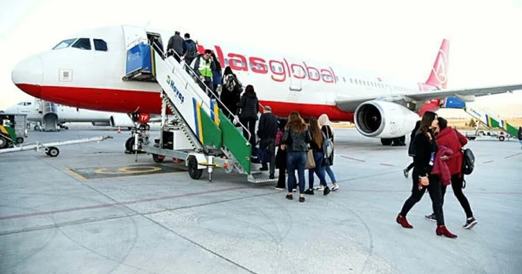 Selçuklu Belediyesi’nden öğrencilere uçakla Çanakkale gezisi