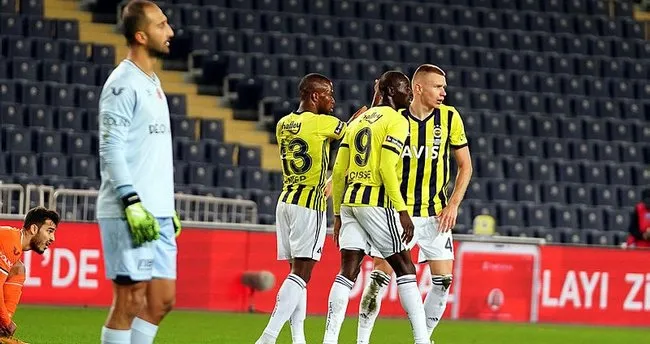 Fenerbahçe Karagümrük deplasmanında! Mesut Özil ilk 11'de oynayacak mı?