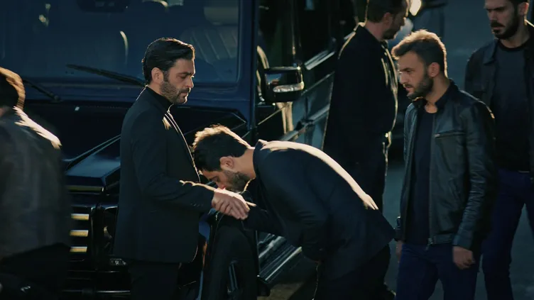 Eşkıya Dünyaya Hükümdar Olmaz 113. bölüm tamamı tek parça izle