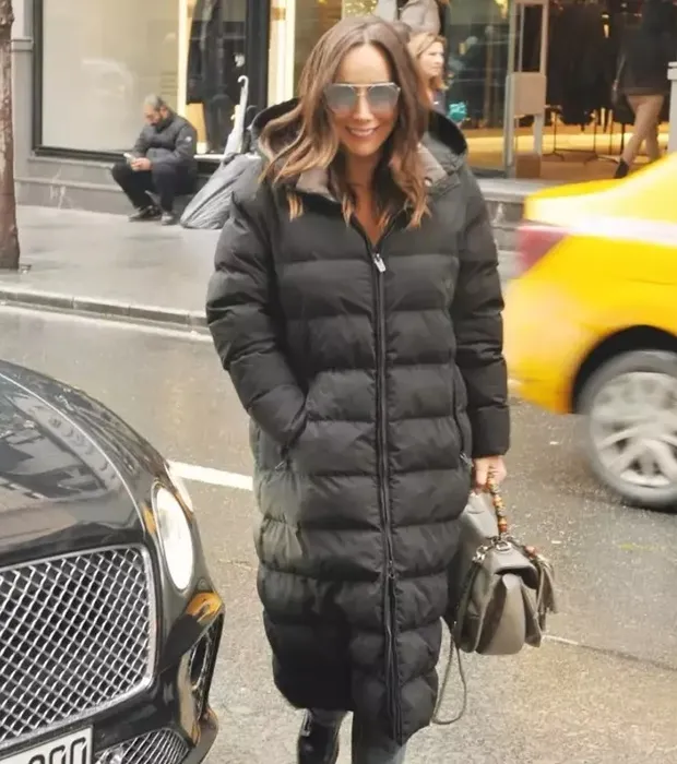 Ünlü oryantal Asena’nın lüks aracının fiyatı dudak uçuklattı! Eşinden milyonluk hediye