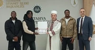 Fildişi Sahilli öğrenci Kütahya’da Müslüman oldu! Musa ismini alan öğrenciden “İçim huzurla doldu” açıklaması #kutahya