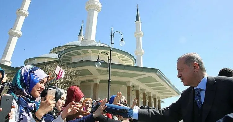 Külliye’de Erdoğan’a sevgi seli