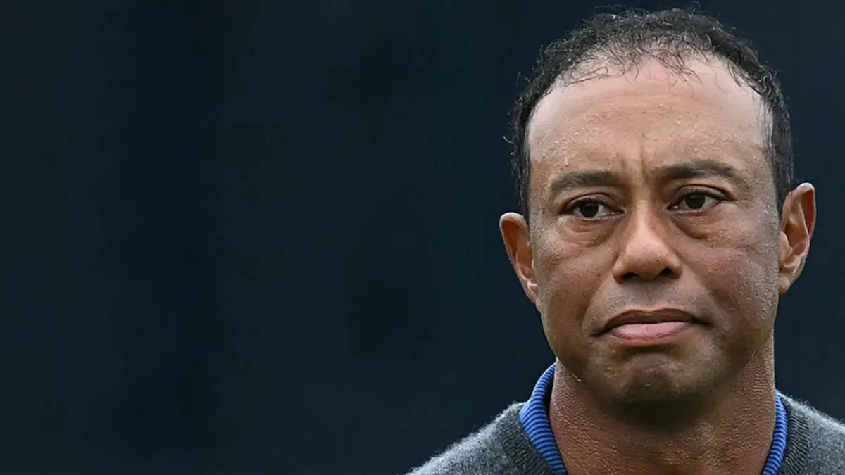 ABD'li golfçü Tiger Woods, aracıyla takla attı!