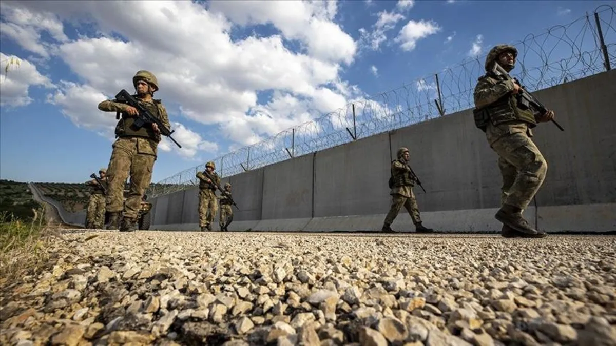 Edirne’de FETÖ ile ilişkili 2 kişi Yunanistan’a kaçarken yakalandı Edirne’de FETÖ ile ilişkili 2 kişi Yunanistan’a kaçarken yakalandı